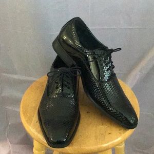 Men’s Shoes